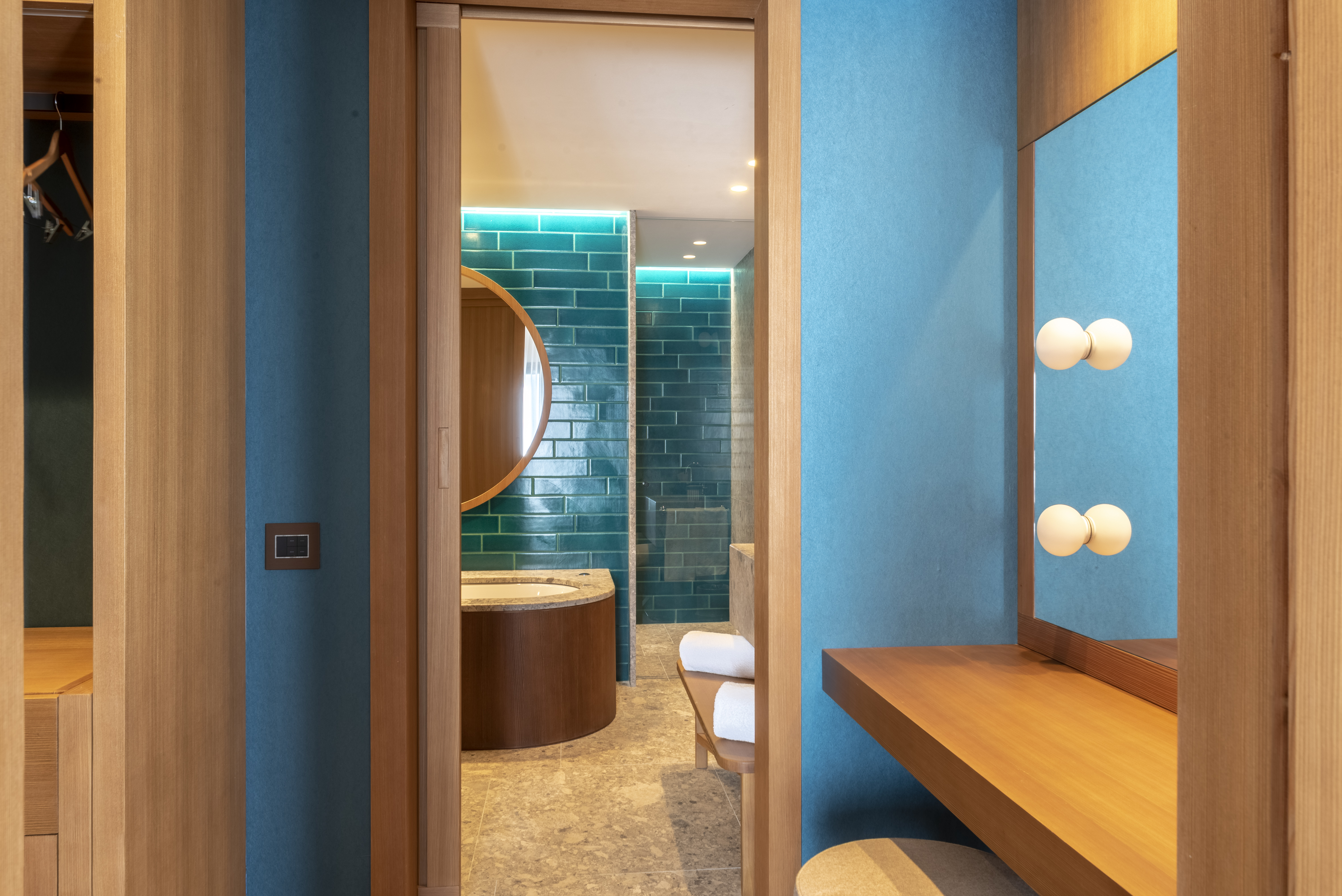 Rooms & Suites — Faloria Mountain Spa Resort Cortina d'Ampezzo